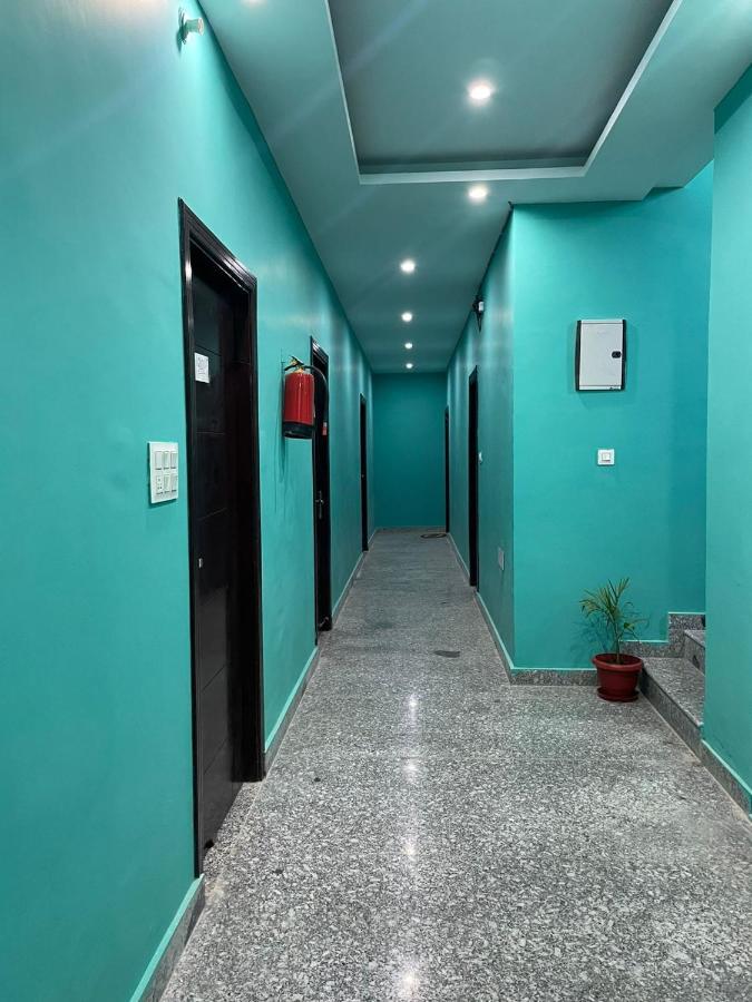 Hotel Manohar Rishikesh Exterior photo